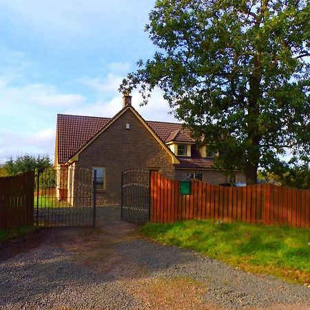 Beautiful House In The Hamlet Of Candieフォルカーク エクステリア 写真